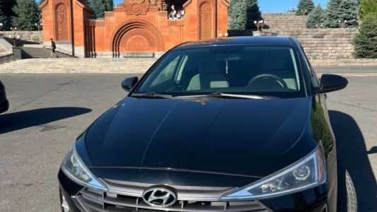 Hyundai Elantra, Бензин, 2019