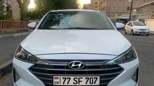 Hyundai Elantra, Бензин, 2019