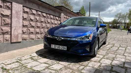 Hyundai Elantra, Бензин, 2019