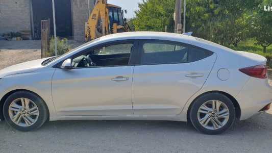 Hyundai Elantra, Бензин, 2019