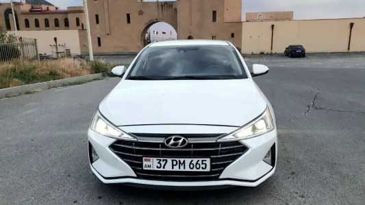 Hyundai Elantra, Бензин, 2019