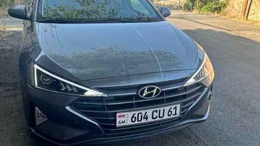 Hyundai Elantra, Бензин, 2019