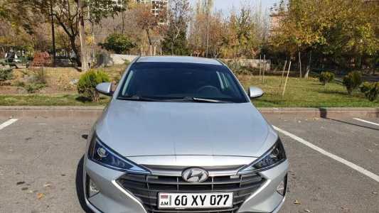 Hyundai Elantra, Бензин, 2019