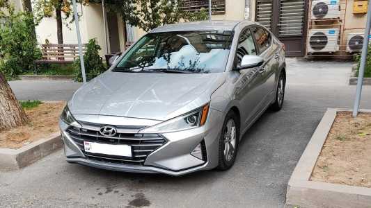 Hyundai Elantra, Бензин, 2019