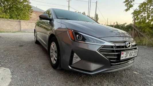 Hyundai Elantra, Бензин, 2020