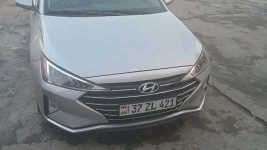 Hyundai Elantra, Бензин, 2020