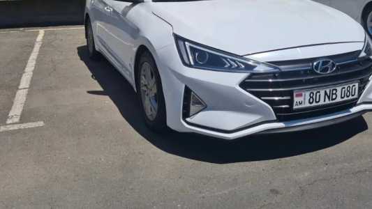 Hyundai Elantra, Бензин, 2020