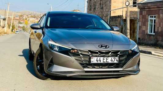 Hyundai Elantra, Бензин, 2021