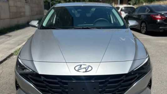 Hyundai Elantra, Бензин, 2022