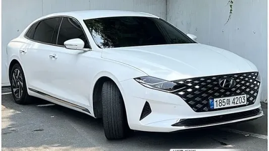 Hyundai Grandeur Hybrid (GN7), 2021