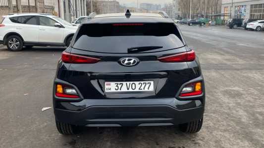 Hyundai Kona, Бензин, 2018