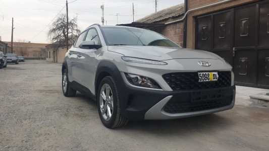 Hyundai Kona, Бензин, 2022