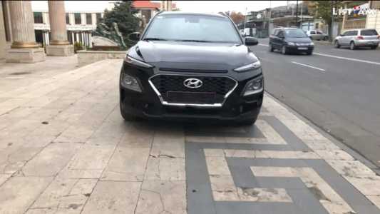 Hyundai Kona, Бензин, 2022