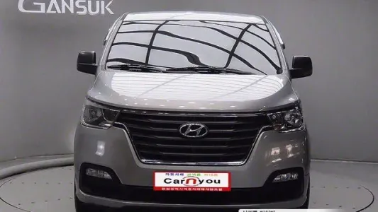 Hyundai The New Grand Starex, 2018