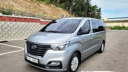 Hyundai The New Grand Starex, 2020