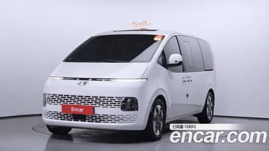 Hyundai Staria, 2022