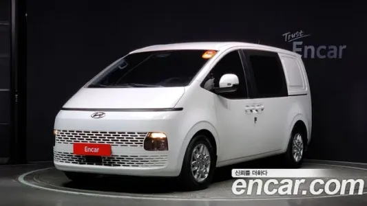 Hyundai Staria, 2022