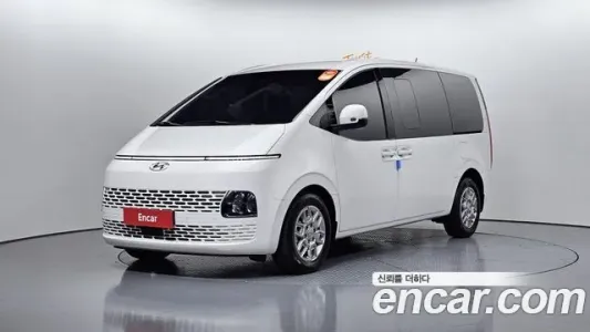 Hyundai Staria, 2023