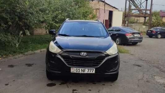 Hyundai Tucson, Бензин, 2010