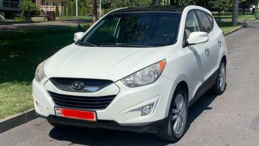 Hyundai Tucson, Бензин, 2011