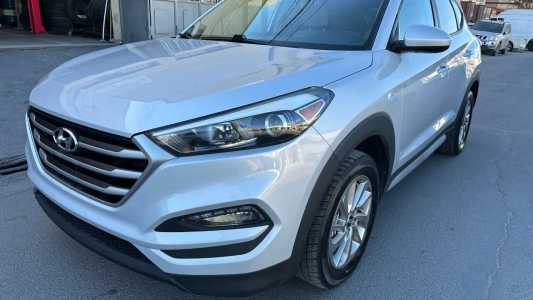 Hyundai Tucson, Бензин, 2017