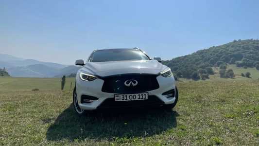 Infiniti QX30, Бензин, 2017