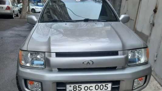 Infiniti QX4, Бензин, 2002