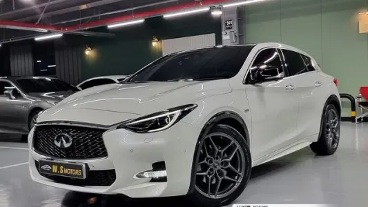 Infinity Q30, 2019