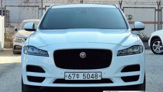 Jaguar F-PACE, 2019