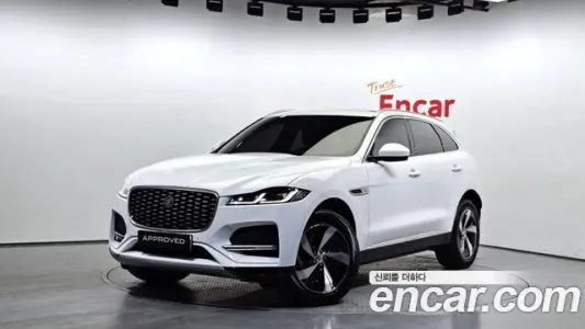 Jaguar F-PACE, 2023