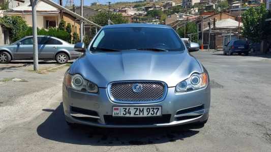 Jaguar XF, Бензин, 2010