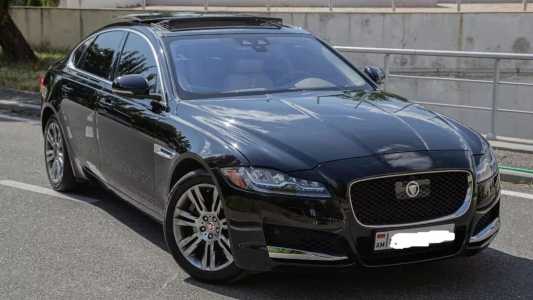 Jaguar XF, Бензин, 2017