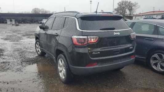 Jeep Compass, Бензин, 2018