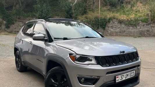 Jeep Compass, Бензин, 2018