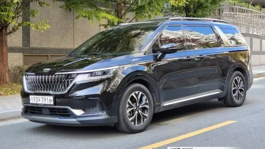 Kia Carnival 4th generation, 2021