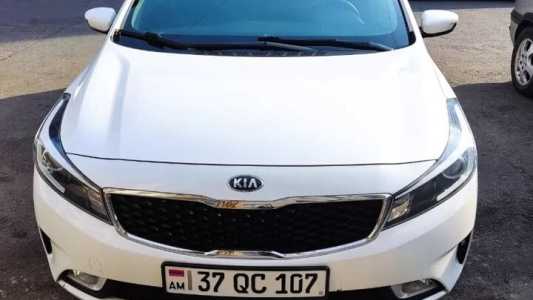 Kia Forte, Бензин, 2017