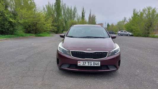 Kia Forte, Бензин, 2017