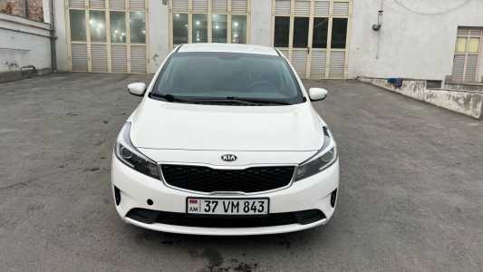 Kia Forte, Бензин, 2017