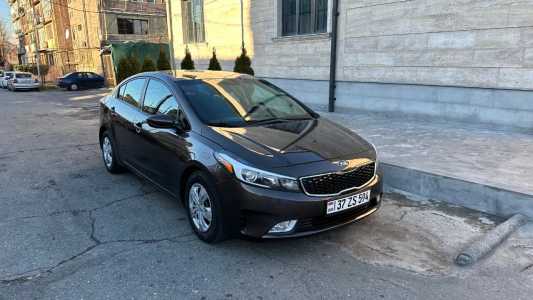 Kia Forte, Бензин, 2017