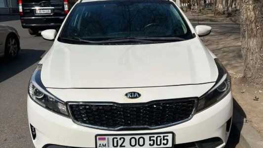 Kia Forte, Бензин, 2017