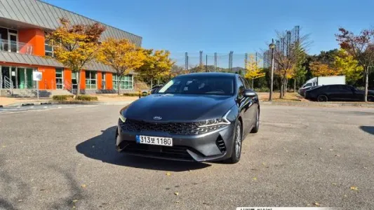 Kia K5 Hybrid 3rd Generation, 2021