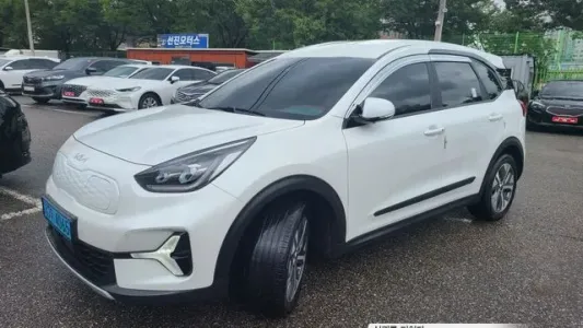 Kia Niro Plus, 2022