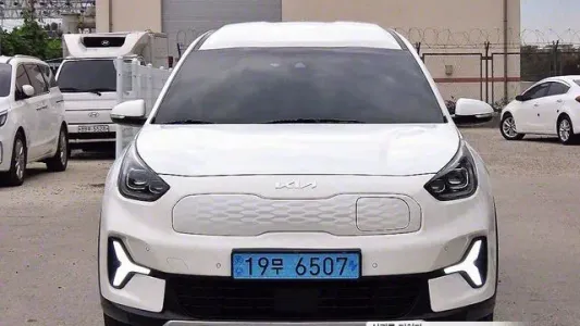 Kia Niro Plus, 2022