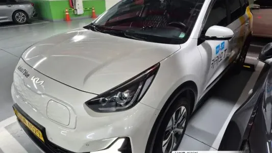 Kia Niro Plus, 2022