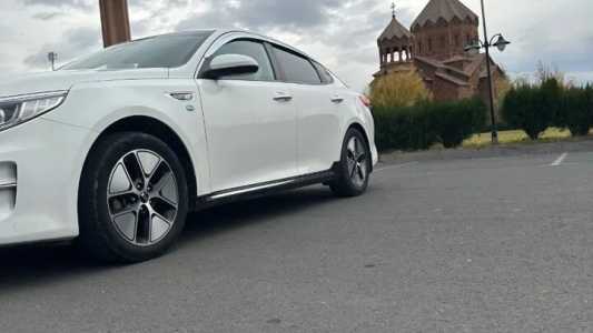 Kia Optima, Бензин, 2017