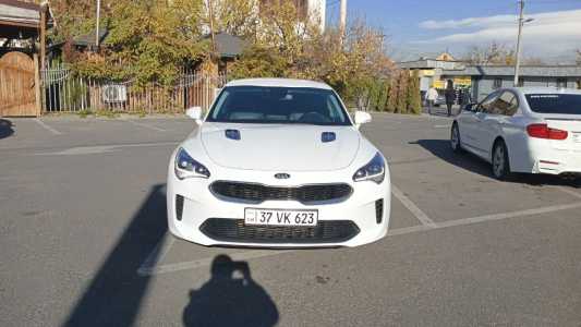 Kia Stinger, Бензин, 2018