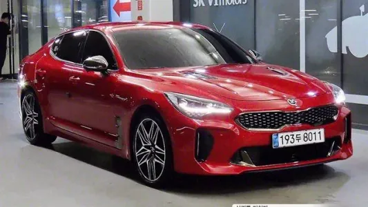 Kia Stinger Meister, 2021