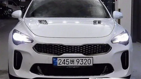 Kia Stinger Meister, 2022