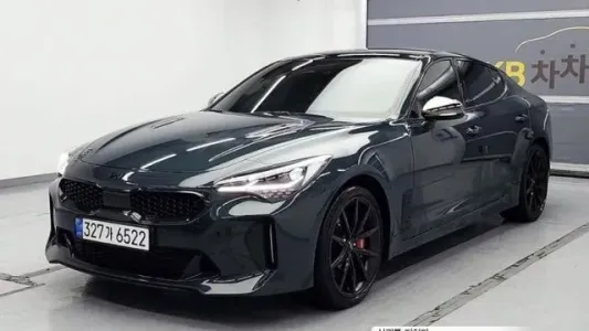 Kia Stinger Meister, 2022