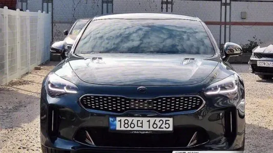 Kia Stinger Meister, 2022